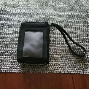 Kipling Wristlet Black No Monkey Charm Never Used Excellent Condition Zipper